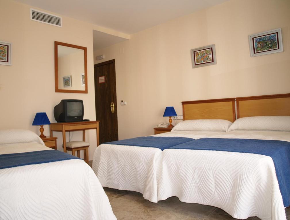 Hotel Al-Yussana لوسينا الغرفة الصورة