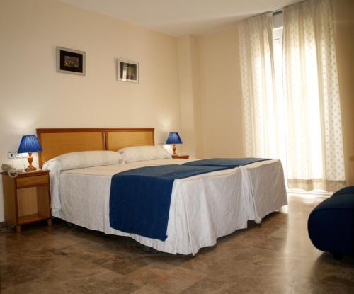 Hotel Al-Yussana لوسينا المظهر الخارجي الصورة